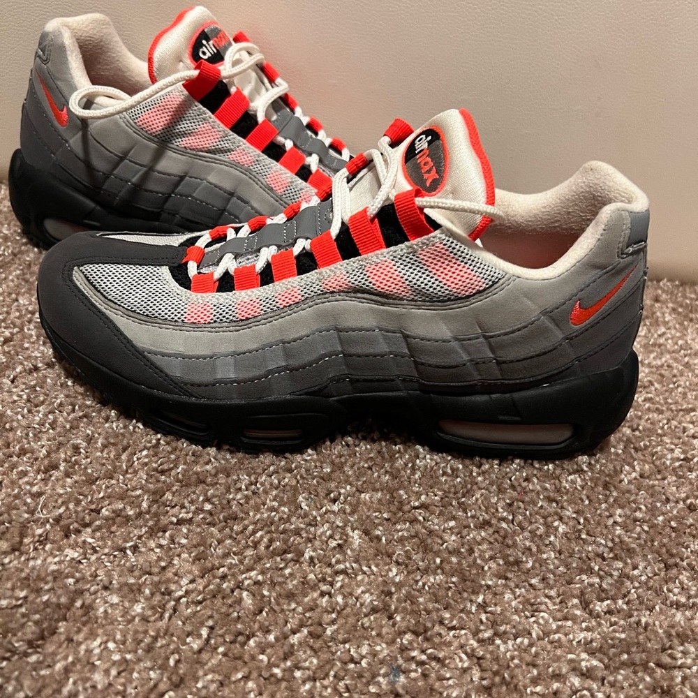 Nike Air Max 95 OG Solar Red